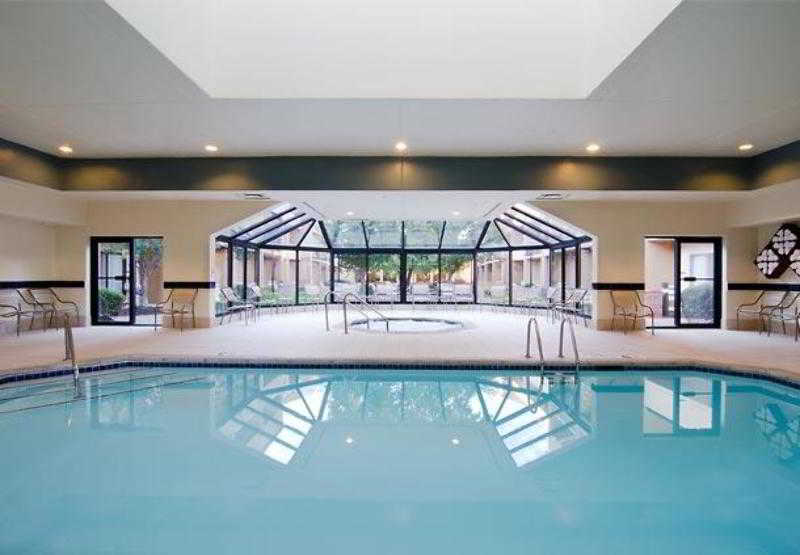 Courtyard Kansas City Overland Park/Metcalf, South Of College Boulevard Bagian luar foto